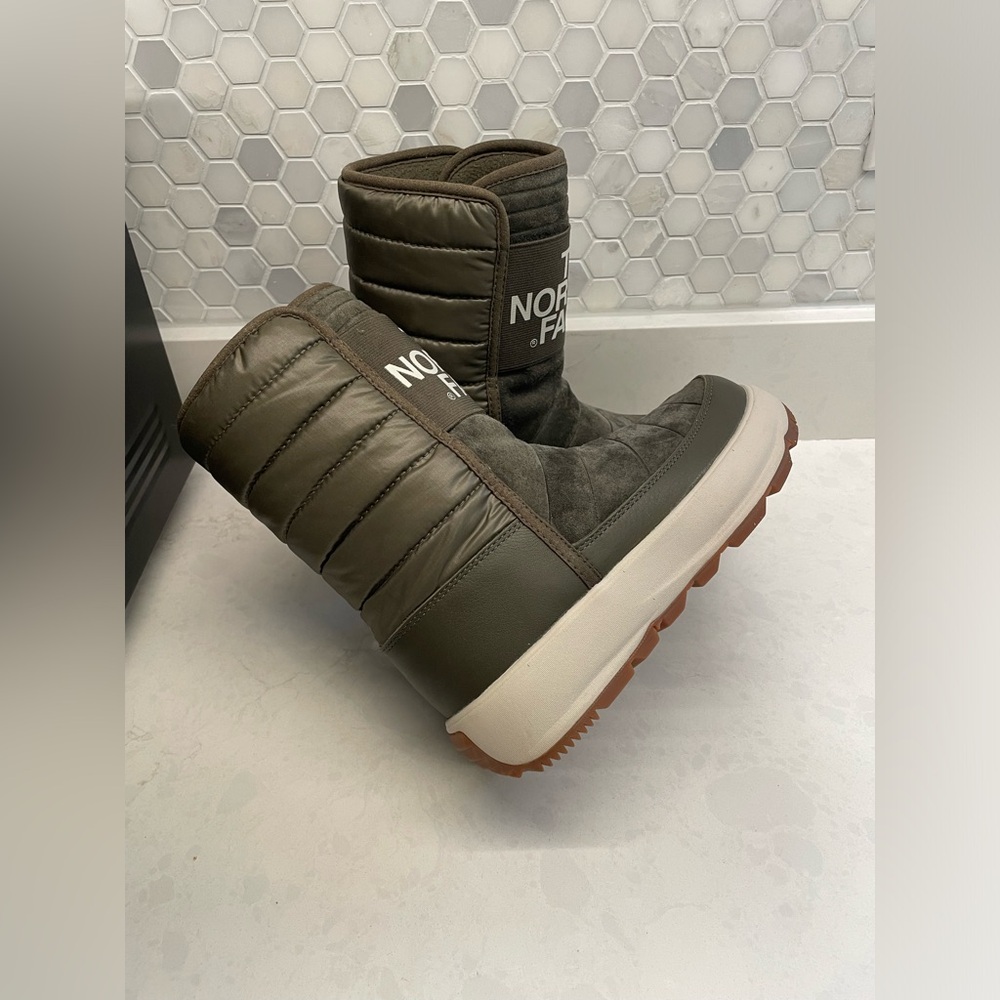 The North Face Green Winter Boots Women’s size 6.5 - Picture 6 of 10